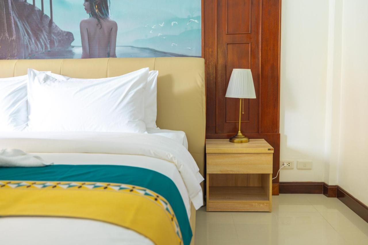 Phuket Kana International Hotel普吉岛卡娜国际酒店 Rawai Extérieur photo