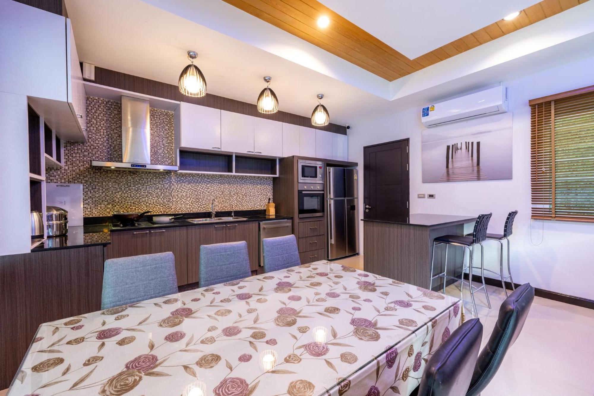 Phuket Kana International Hotel普吉岛卡娜国际酒店 Rawai Extérieur photo